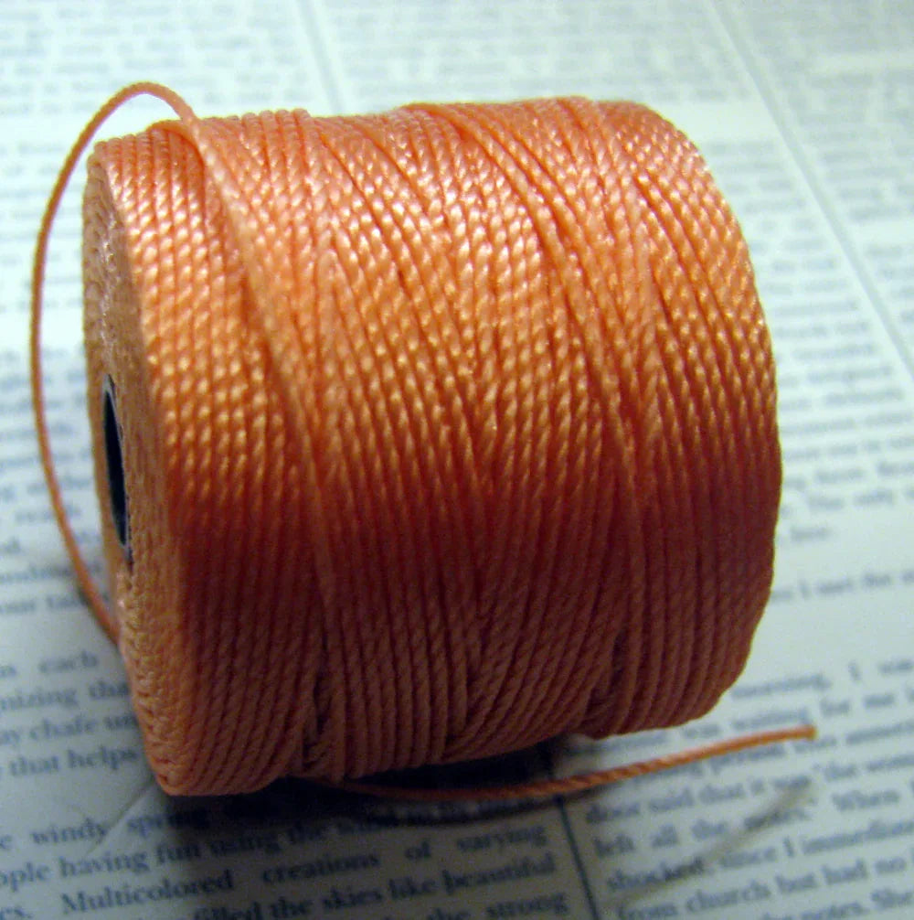S- Lon bead cord - Pumpkin, 1 rulle Hilmas Pyssel