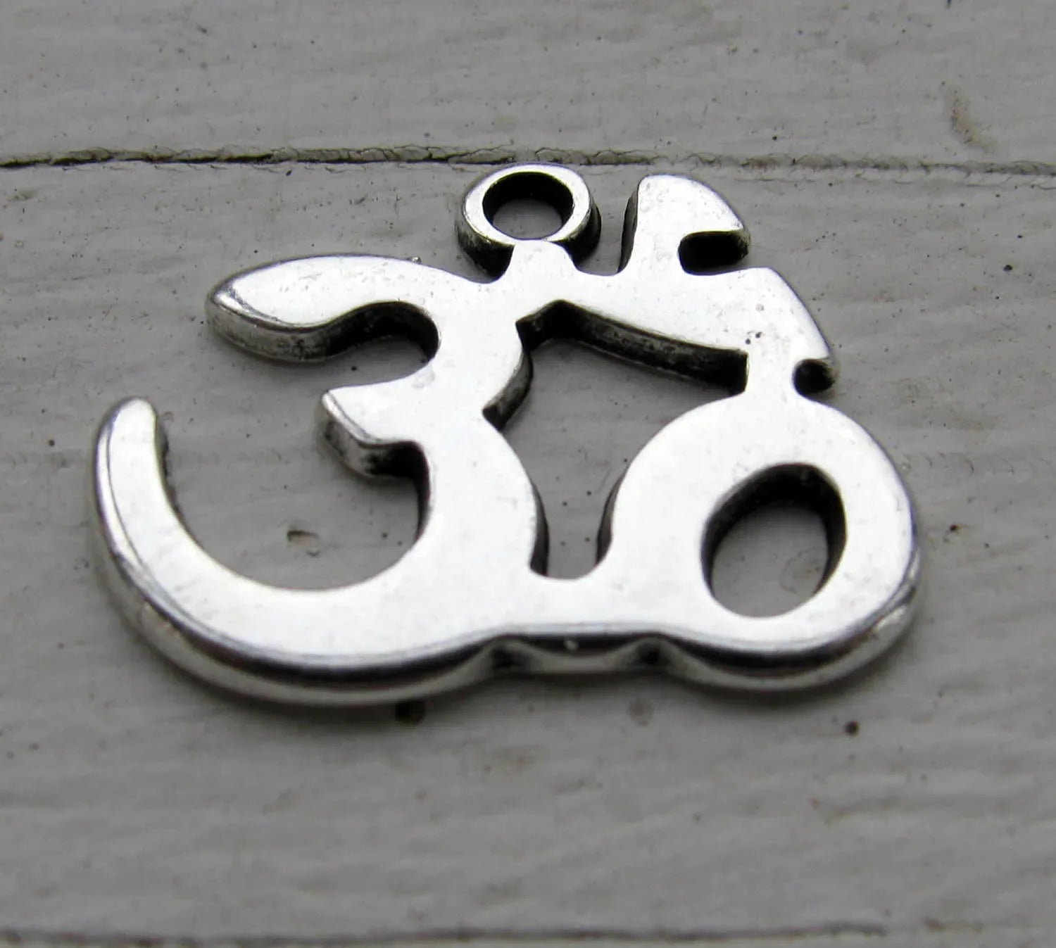 Berlock silverfärgad - Om 21x17mm 1 styck Grekisk Metall