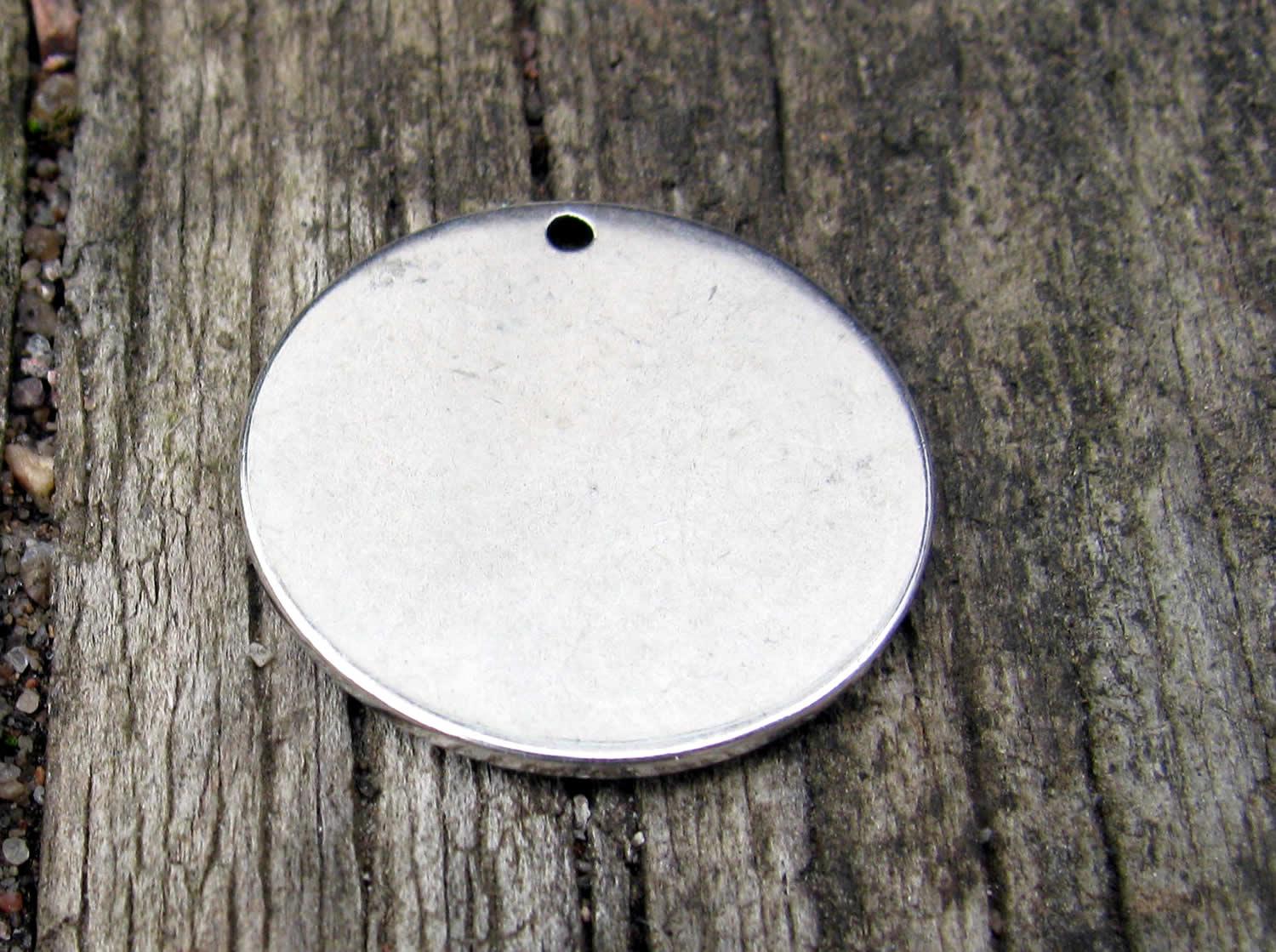 Berlock Silverfärgad - Rund 20mm 1 styck Grekisk Metall