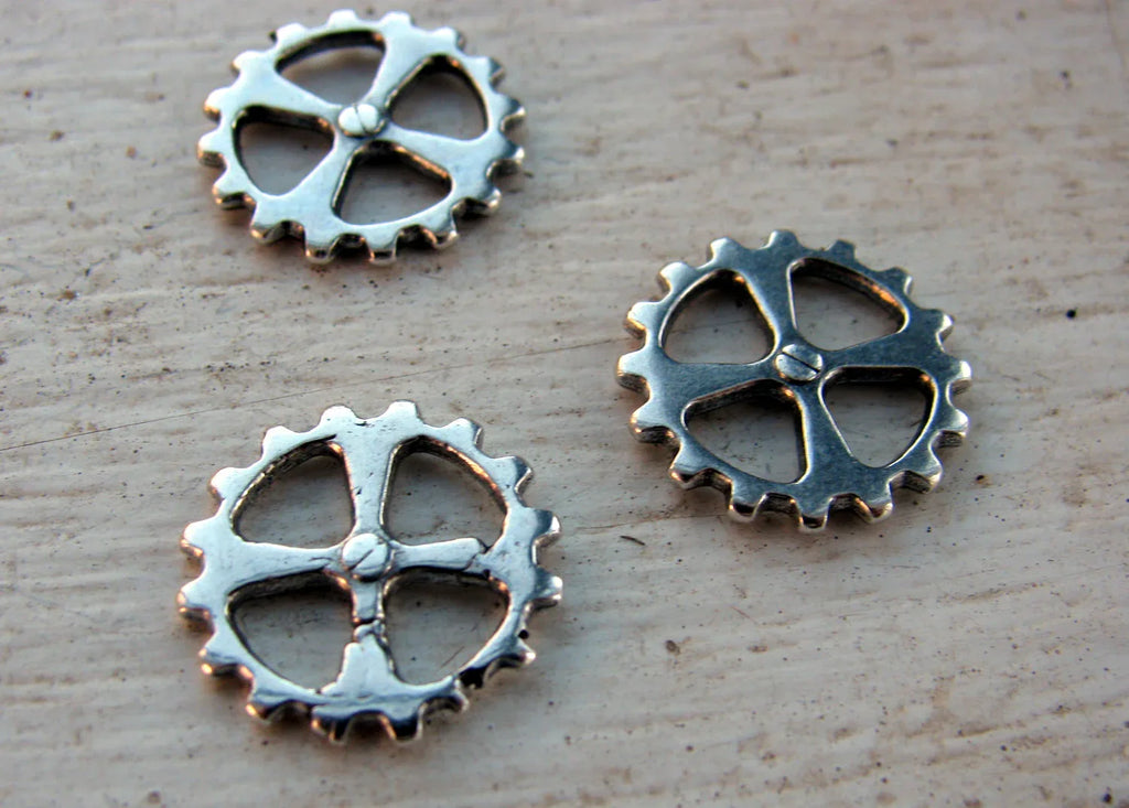 Berlock Silverfärgad - Kugghjul med taggar, 14 mm, 3-pack Grekisk Metall