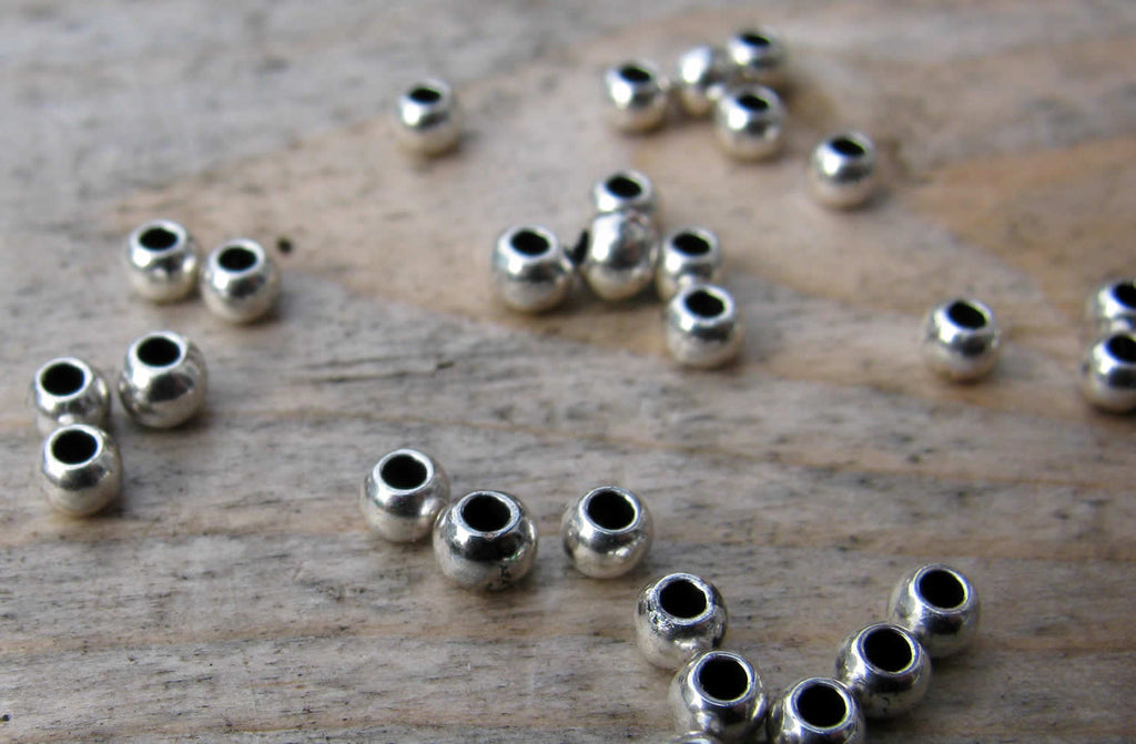 Mellandel Silverfärgad - Rund 3 mm, 20-pack Grekisk Metall