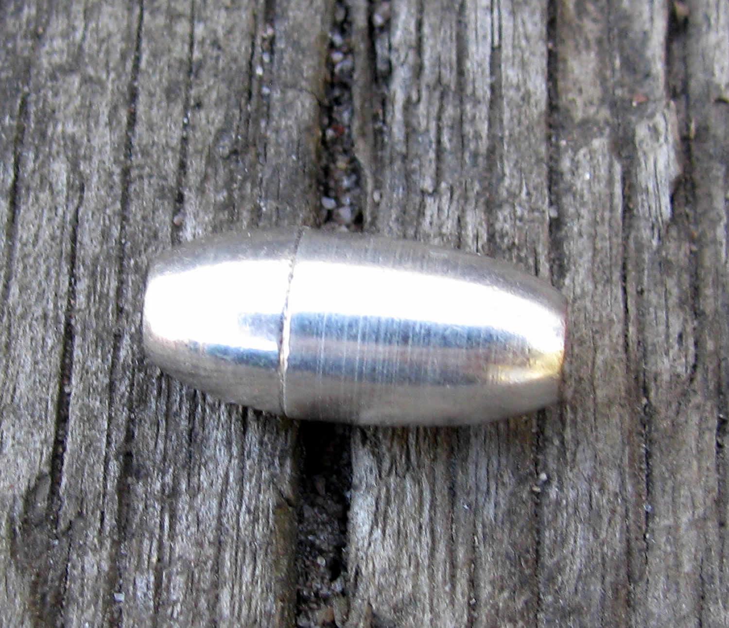 Magnetås Silverfärgat - Bullet för Runda Band, 3mm, 1 Set Grekisk Metall