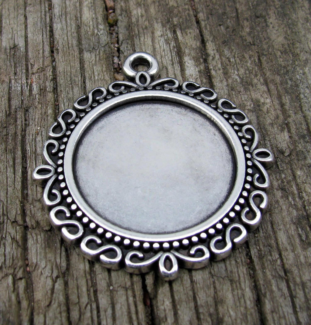 Ramberlock Silverfärgad - Rund med spetsram 24mm 1 styck Grekisk Metall