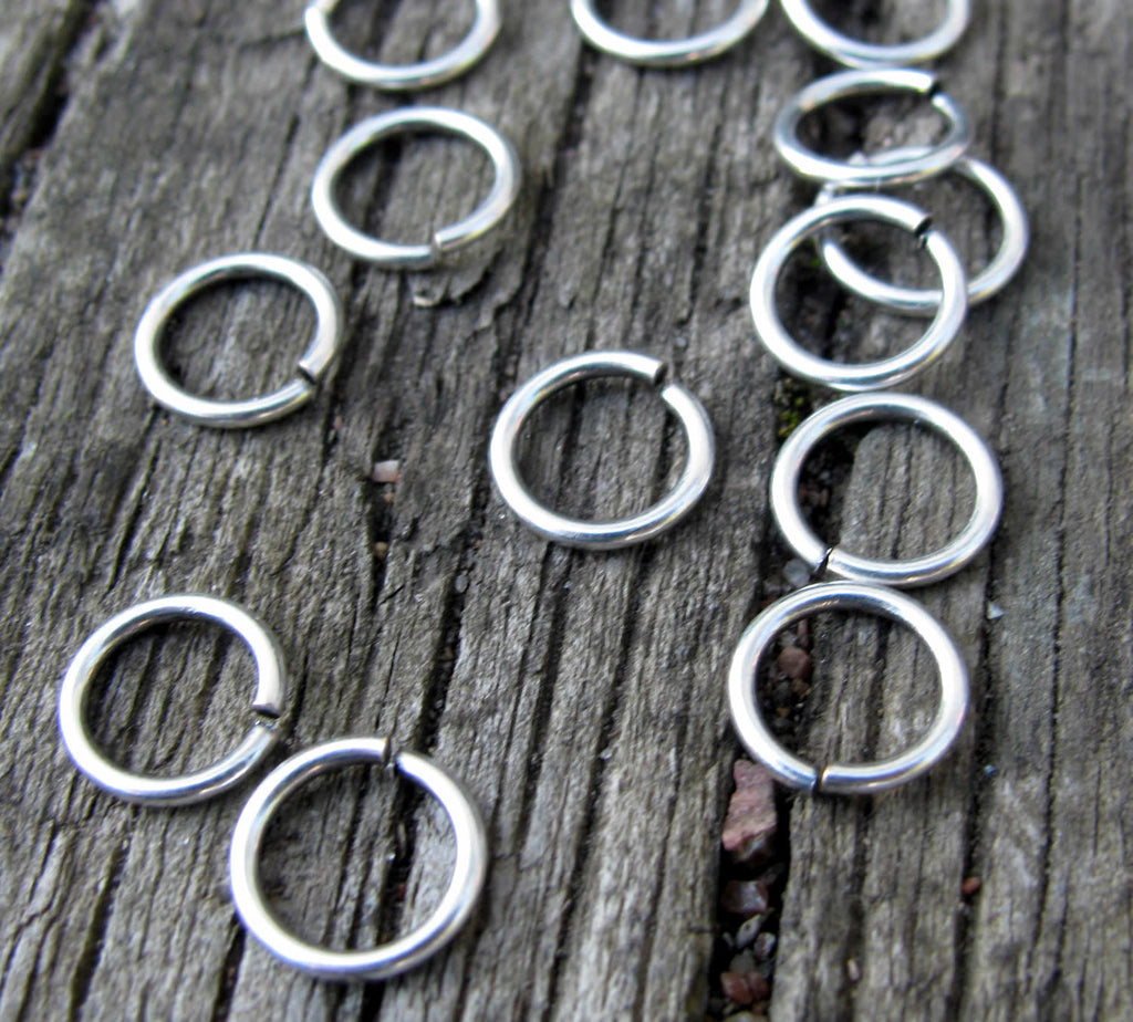 Bindringar silverfärgade - 8x1 mm 20-pack Grekisk Metall