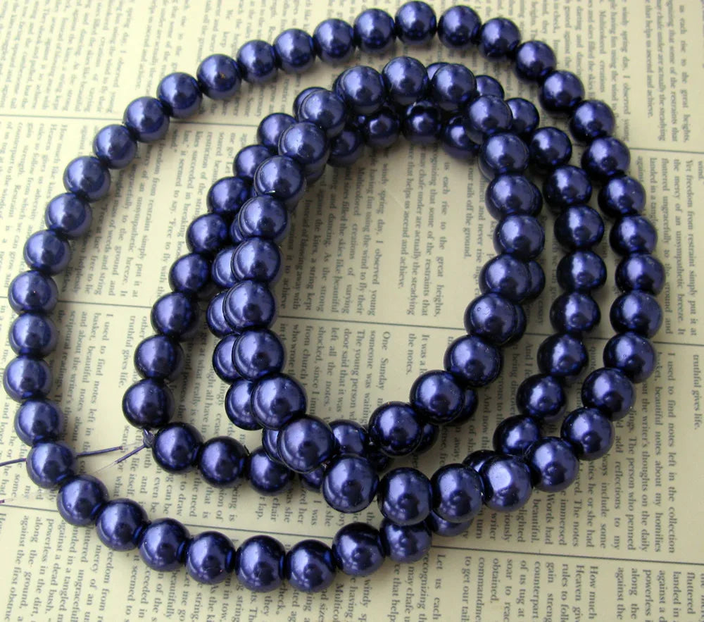 Vaxade glaspärlor - Mörklila 8mm 1 sträng Hilmas Pyssel