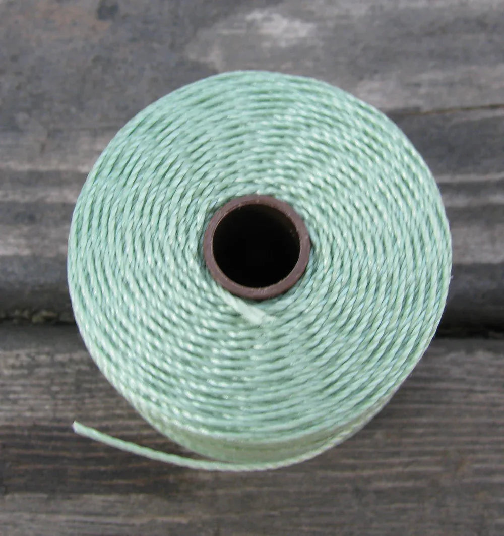 S- Lon bead cord - Mint, 1 rulle Hilmas Pyssel
