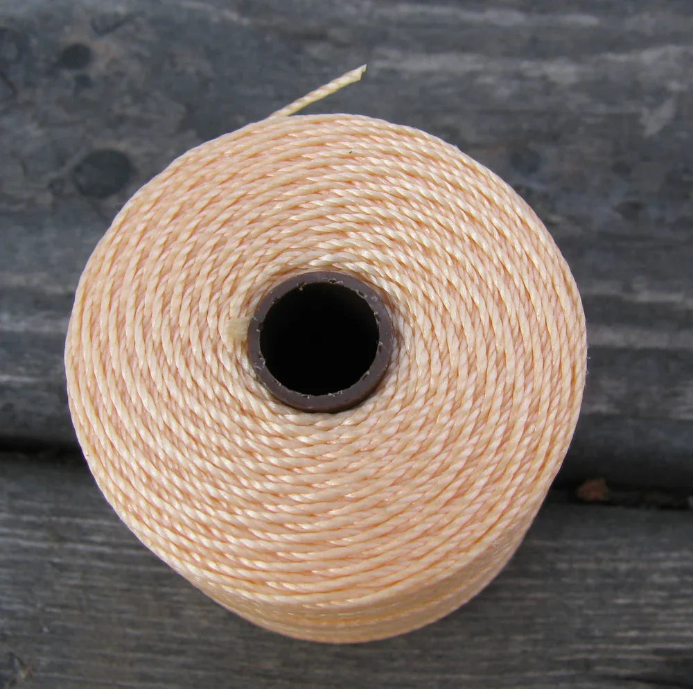 S- Lon bead cord - Light Peach, 1 rulle Hilmas Pyssel