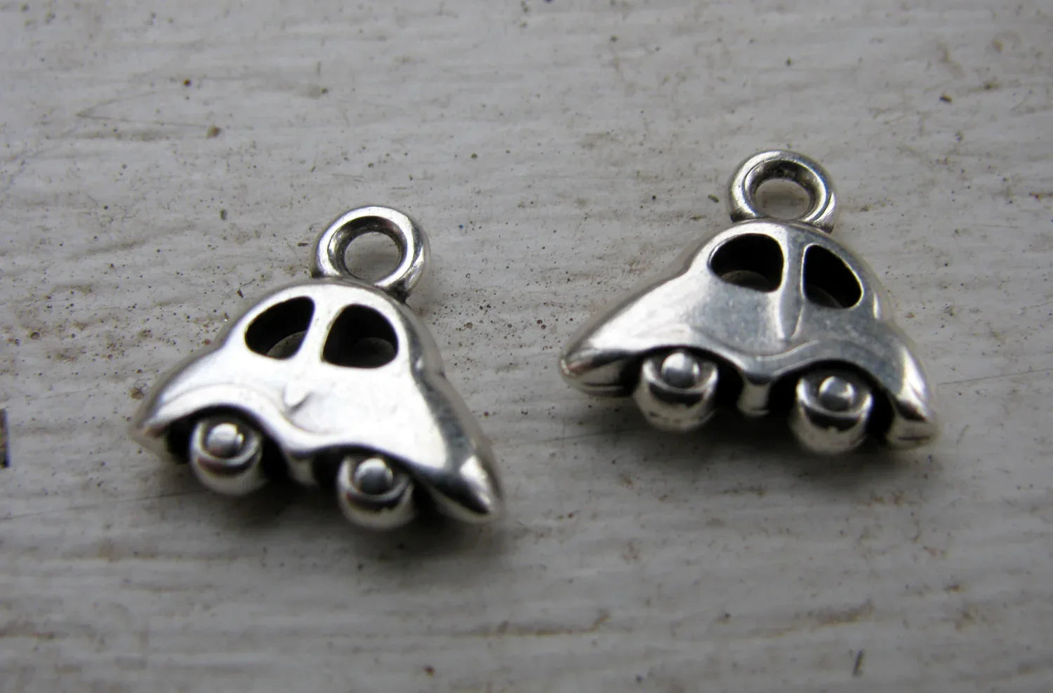 Berlock Silverfärgad - Bil, 2-pack Grekisk Metall