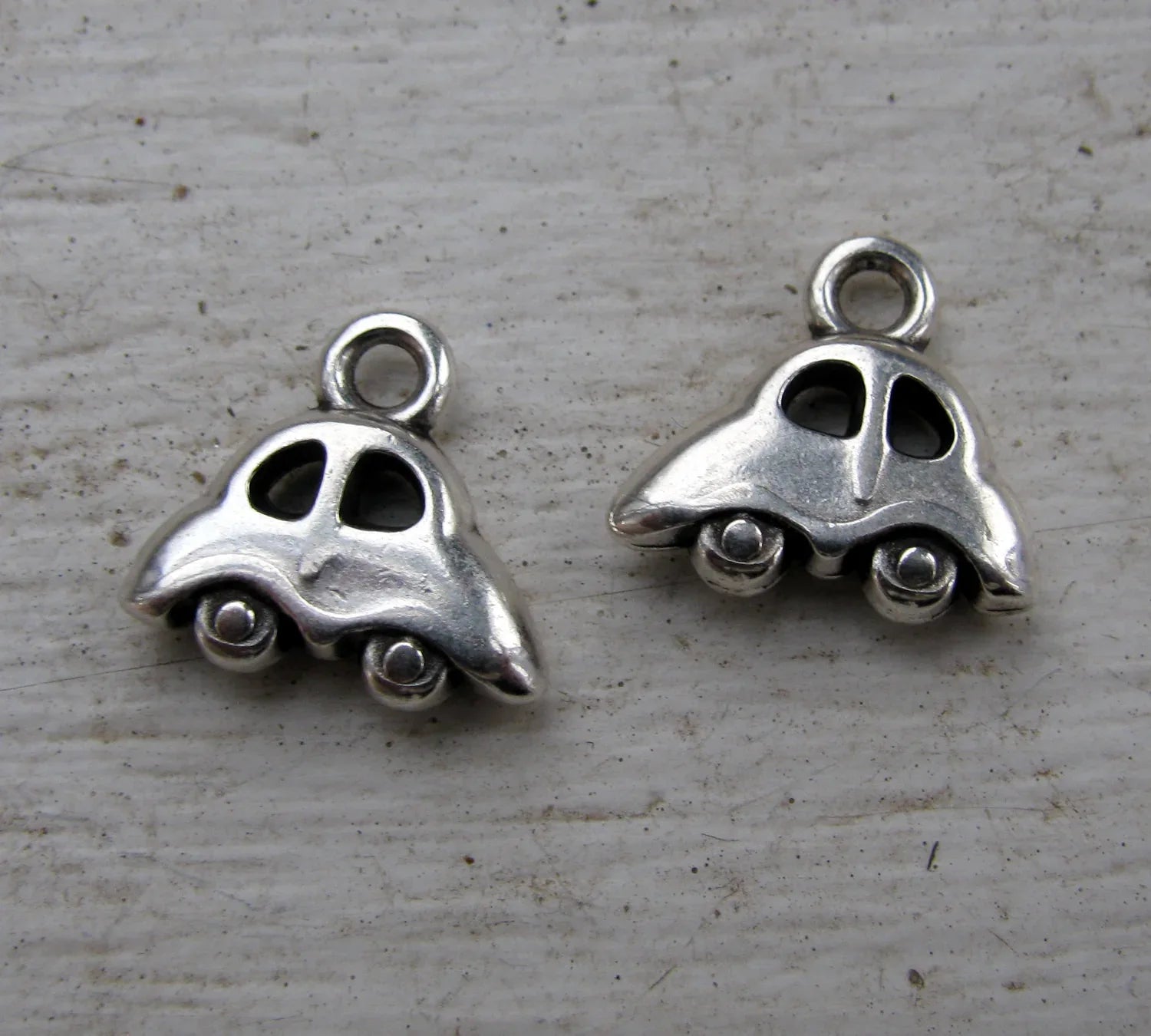 Berlock Silverfärgad - Bil, 2-pack Grekisk Metall