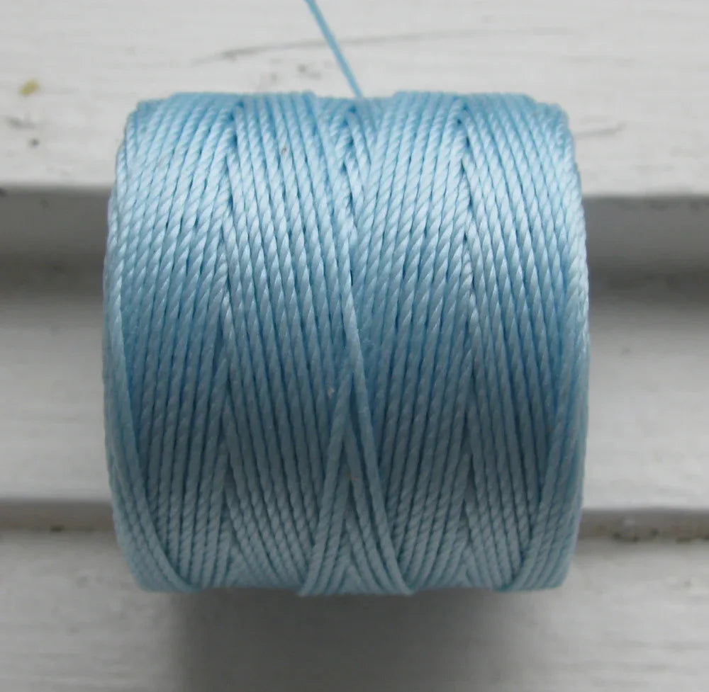 S- Lon bead cord - Sky Blue, 1 rulle Hilmas Pyssel