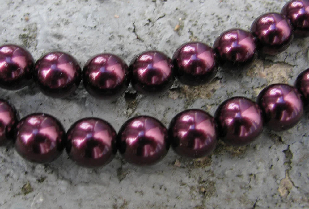 Tjeckiska vaxade glaspärlor - Burgundy 8mm, 1 sträng Hilmas Pyssel