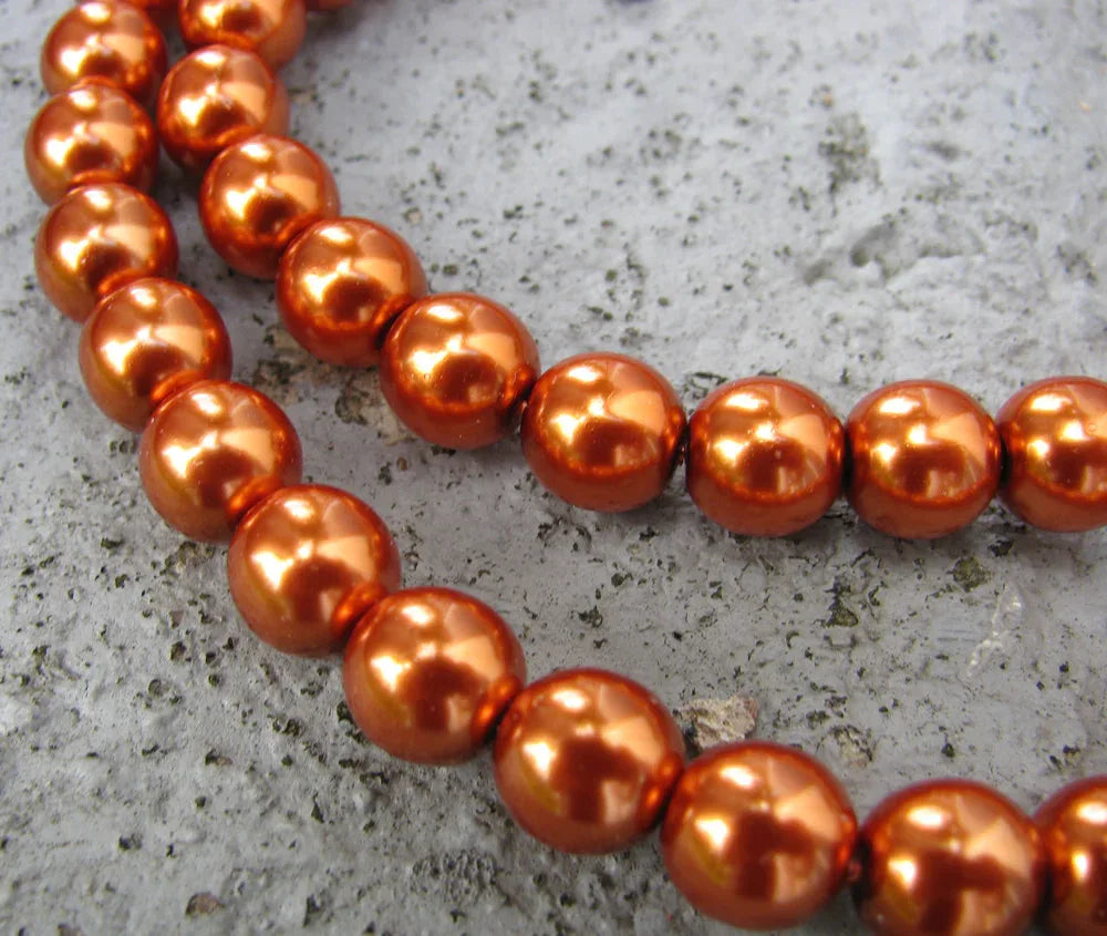 Tjeckiska vaxade glaspärlor - Copper 8mm, 1 sträng Hilmas Pyssel
