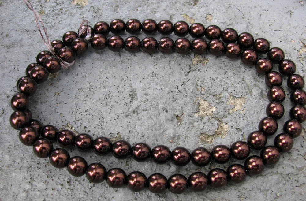 Tjeckiska vaxade glaspärlor - Bronze 8mm, 1 sträng Hilmas Pyssel