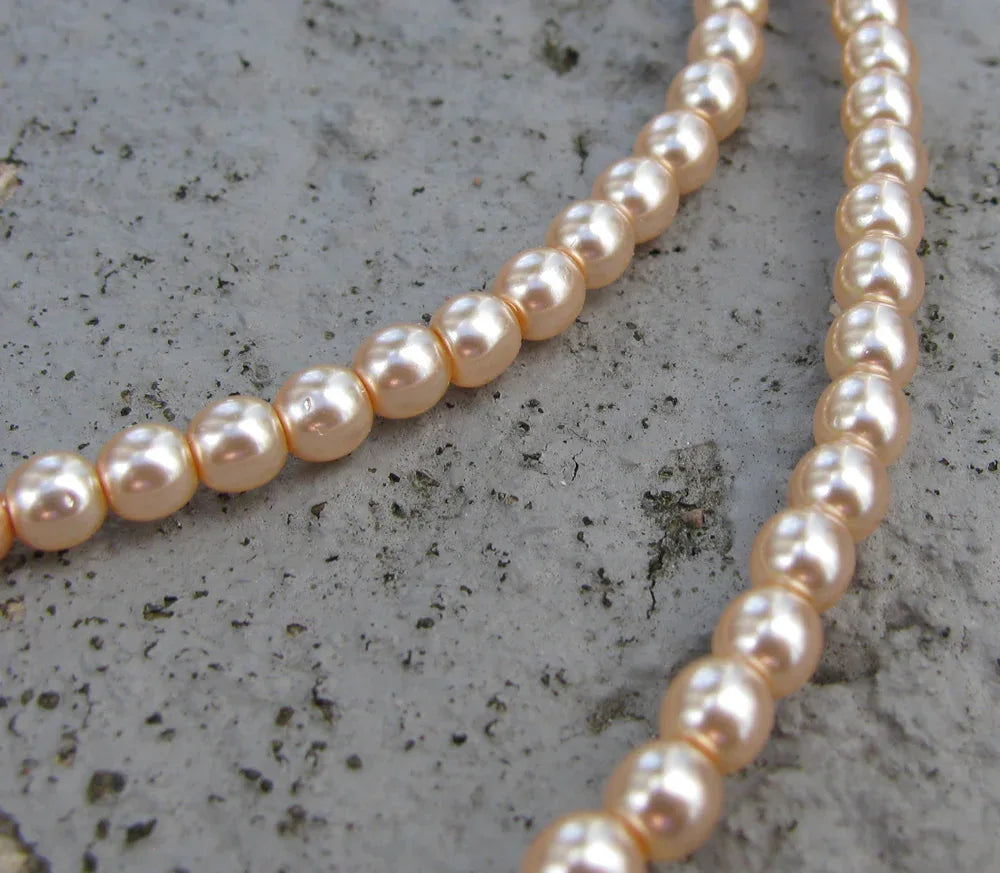 Tjeckiska vaxade glaspärlor - Pink 4mm, 1 sträng Hilmas Pyssel