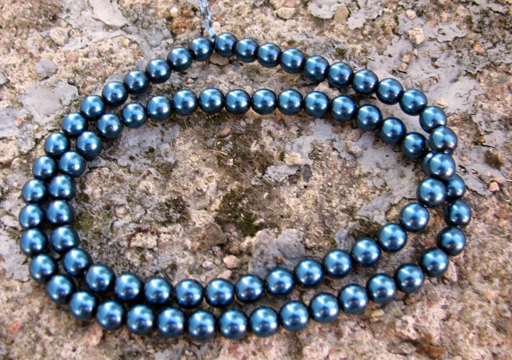 Tjeckiska vaxade glaspärlor - Montana 6mm, 1 sträng Hilmas Pyssel