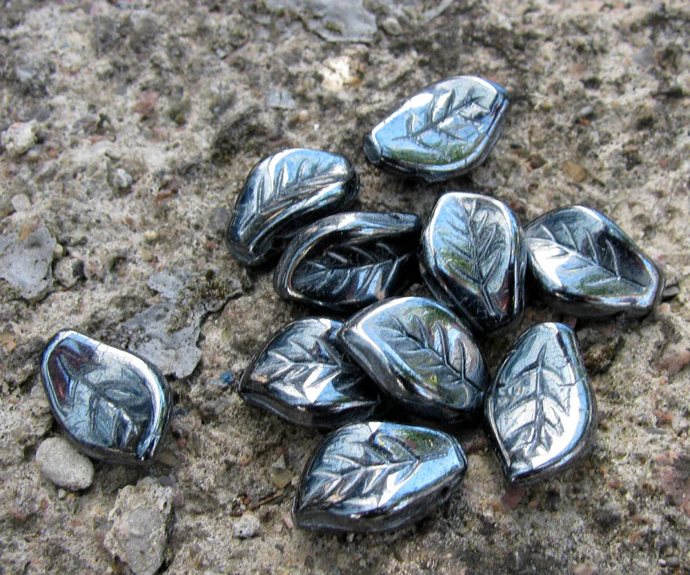 Glaspärlor Löv - Hematite, 9x14mm, 10-pack Hilmas Pyssel