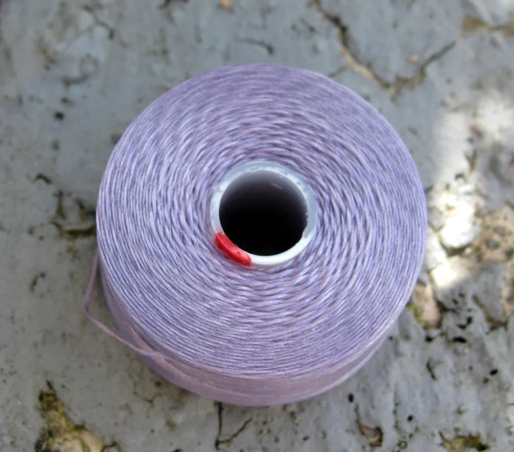S-Lon Bead Thread - Lavender, Size D, 1 Rulle Hilmas Pyssel