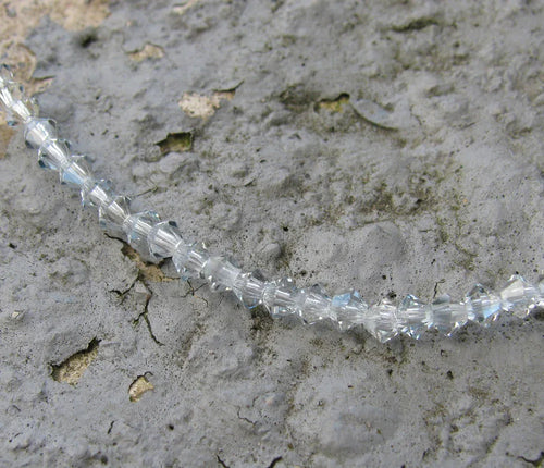 Tjeckiska MC Bicone - Crystal Lagoon 3 mm, 1 sträng Preciosa