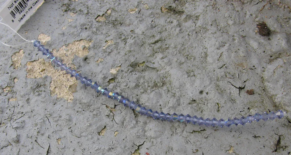 Tjeckiska MC Bicone - Tanzanite AB 3 mm, 1 sträng Preciosa