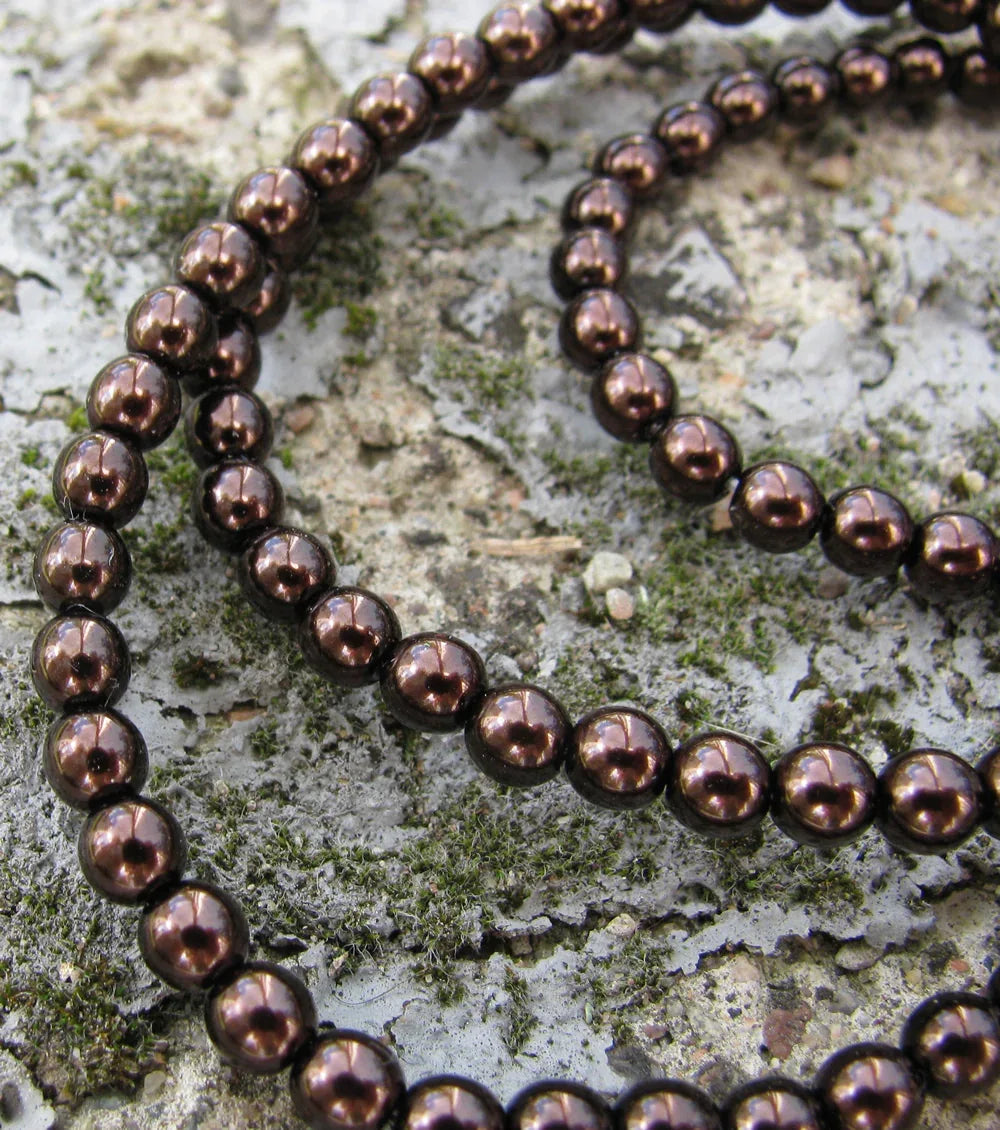 Tjeckiska Vaxade Glaspärlor - Bronze 4mm, 1 sträng Hilmas Pyssel