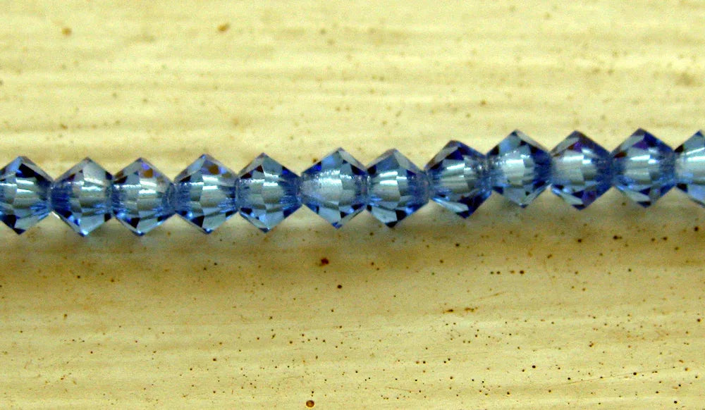 Tjeckiska MC Bicone - Sapphire 3 mm, 1 sträng Preciosa