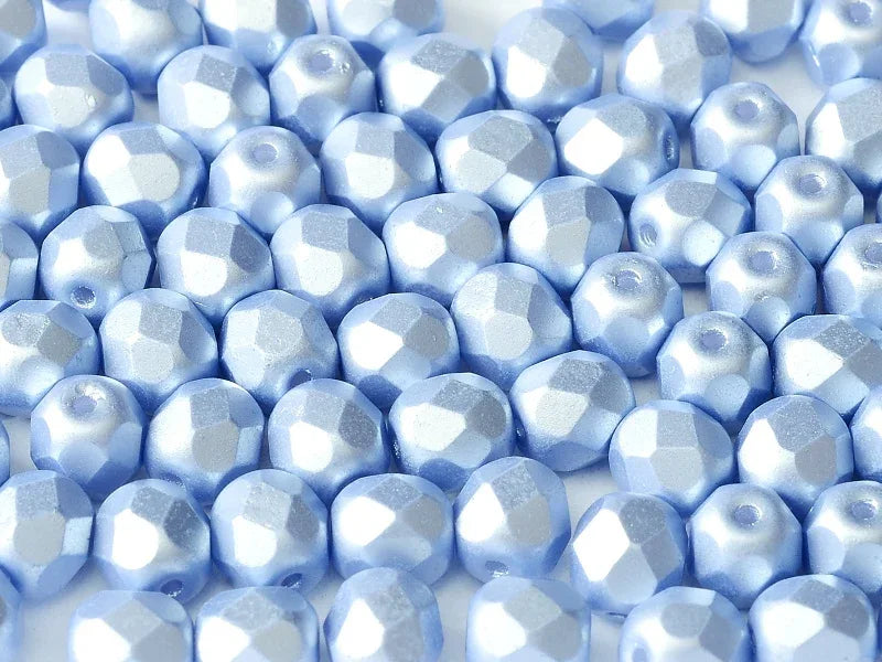 Tjeckiska Firepolish - Pastel Light Sapphire 4 mm, 50-pack Hilmas Pyssel