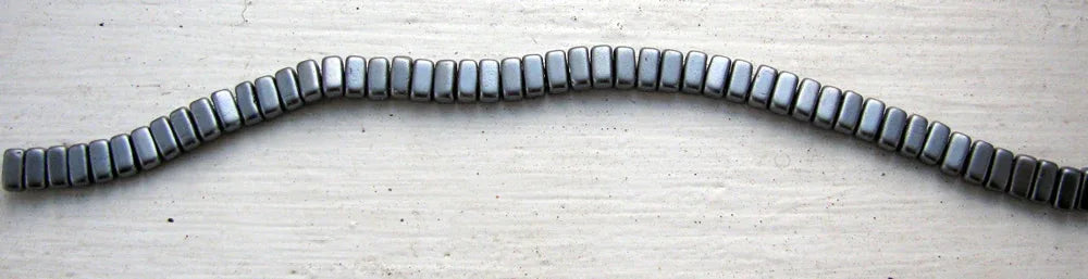 CzechMates Bricks - Matte Silver, 1 sträng CzechMates