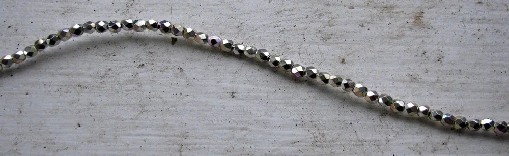 Tjeckiska Firepolish - Silver Plate AB 3 mm, 1 sträng Hilmas Pyssel