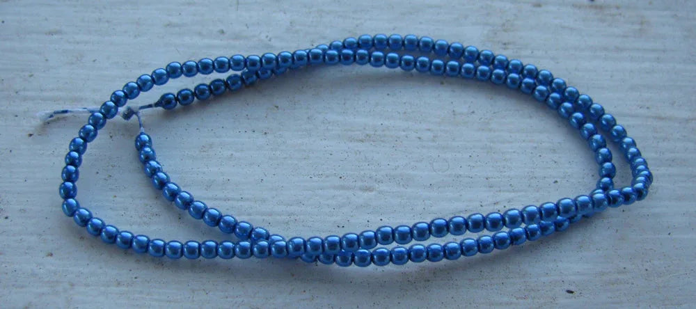 Tjeckiska vaxade glaspärlor - Persian Blue 2mm, 1 sträng Hilmas Pyssel