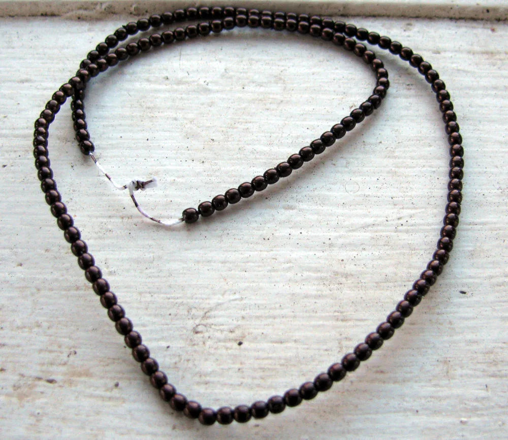 Tjeckiska vaxade glaspärlor - Bronze 2mm, 1 sträng Hilmas Pyssel