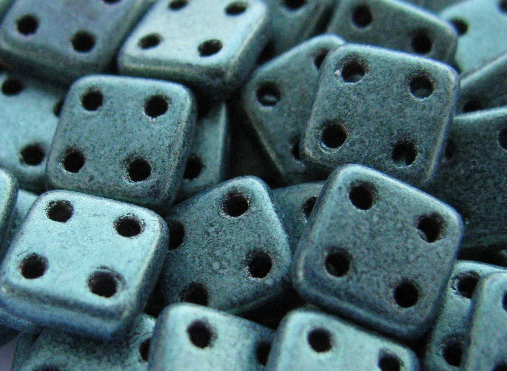 CzechMates QuadraTile - Metallic Suede Light Green 6x6x2mm, 10 gram CzechMates