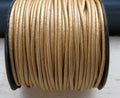 Läderband 1,5 mm - Metallic Gold, 1 m Hilmas Pyssel