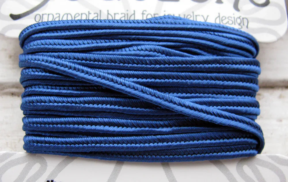 Soutache band - Royal Blue, 1 förpackning (3 yards) Beadsmith