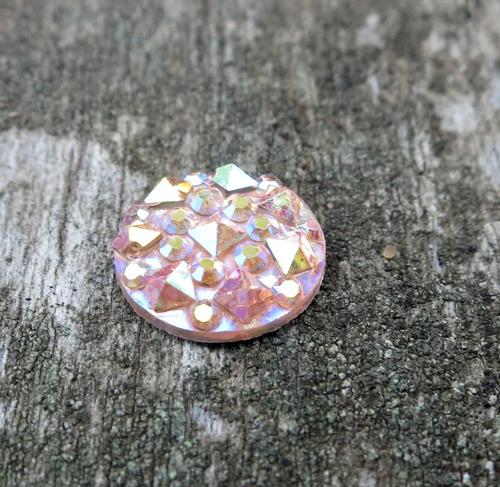 Cabochon av resin - Druzy Rosa 10mm, 1 styck Hilmas Pyssel