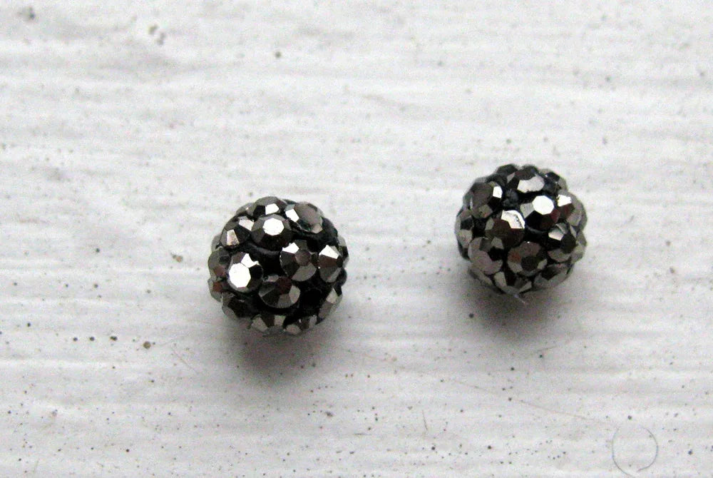 Strasspärlor Halvborrade - Hematit 6 mm 2- pack Hilmas Pyssel