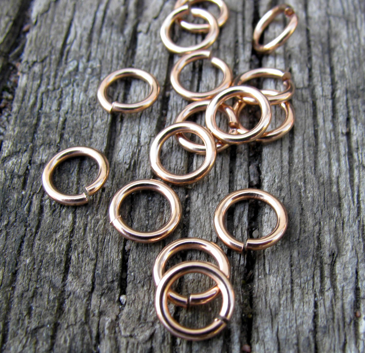 Bindringar 24K Roséguldpläterade - 7,5x1,2 mm, 20-pack Grekisk Metall