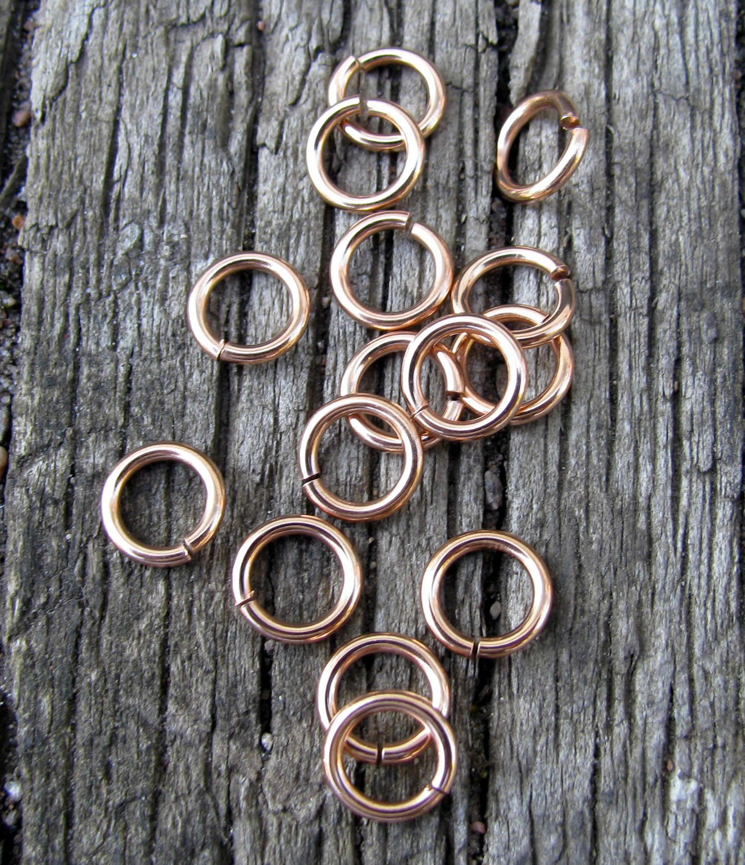 Bindringar 24K Roséguldpläterade - 7,5x1,2 mm, 20-pack Grekisk Metall