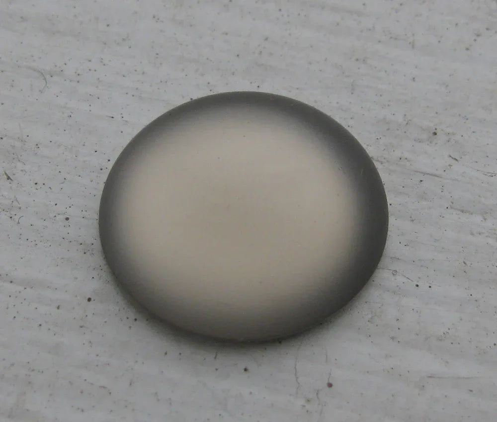 Luna Cabochon - Grey 18 mm 1 styck Hilmas Pyssel