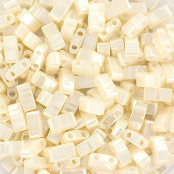 Miyuki Half Tila - Antique Ivory Ceylon 5x2,5mm, 5 gram Miyuki