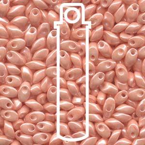 Miyuki Long Magatama - Opaque Salmon 4x7mm, 8,5 gram Miyuki