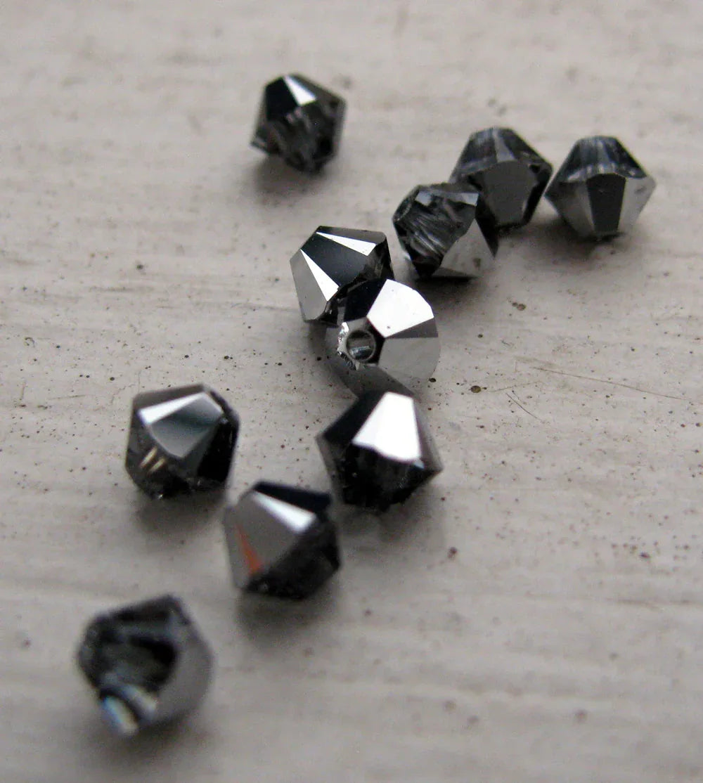 Swarovski Crystals Bicone (5328) - Crystal Light Chrome, 4mm, 10-pack Swarovski