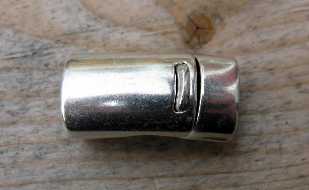 Magnetås silverfärgat - Breda band 6,8x10,5mm, 1 set Grekisk Metall