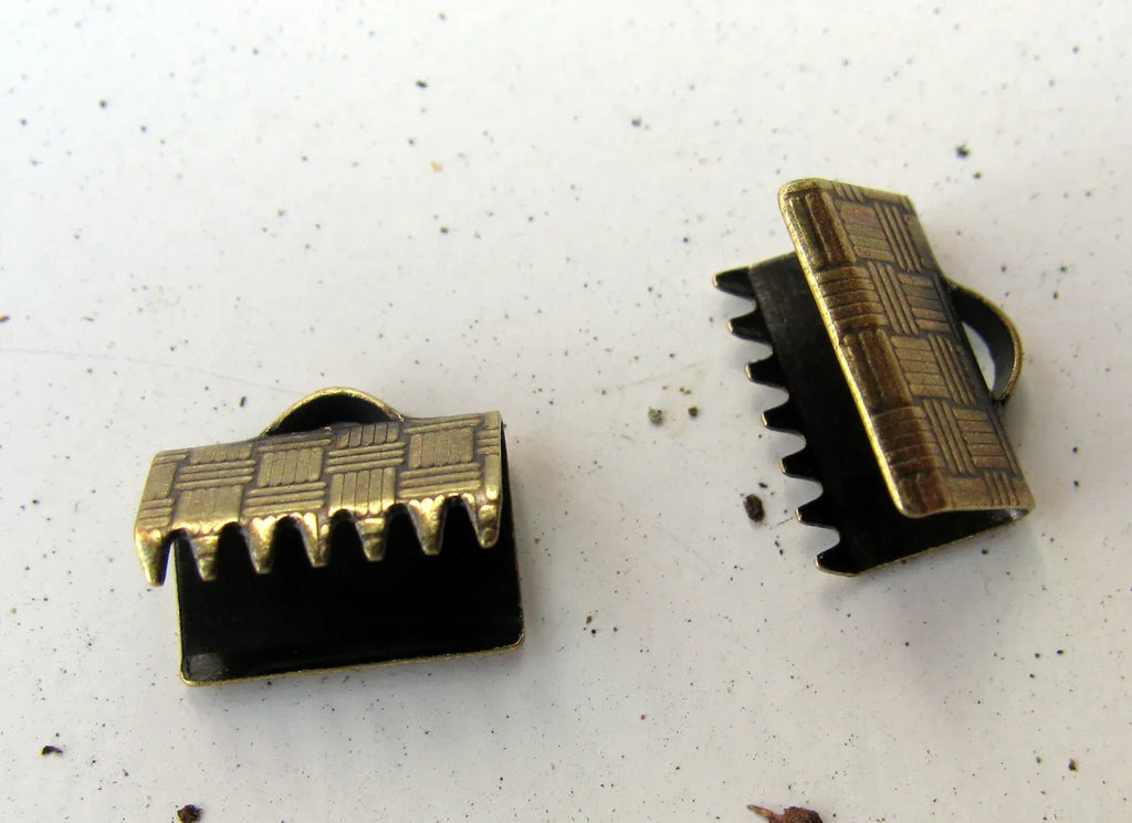 Ändfäste platta band Bronsfärgad - Bredare modell, 10 mm, 10-pack Grekisk Metall