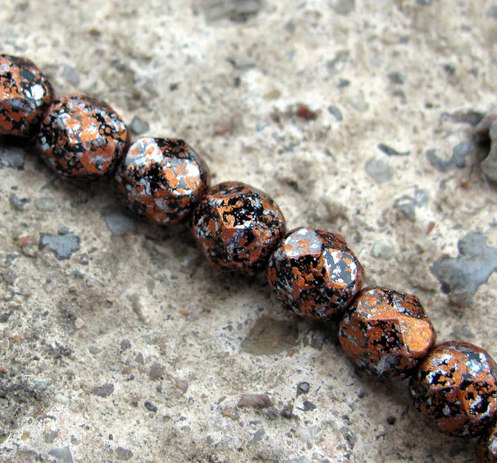 Tjeckiska Firepolish - Tweedy Copper 6mm, 1 sträng Hilmas Pyssel