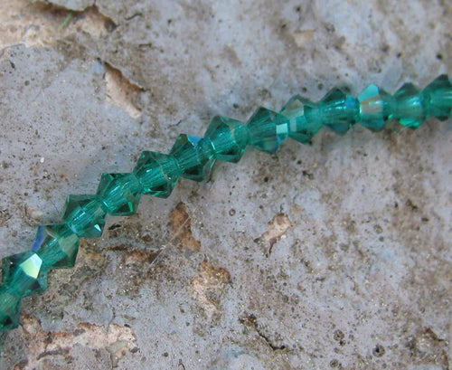 Tjeckiska MC Bicone - Emerald AB 3 mm, 40- pack Preciosa