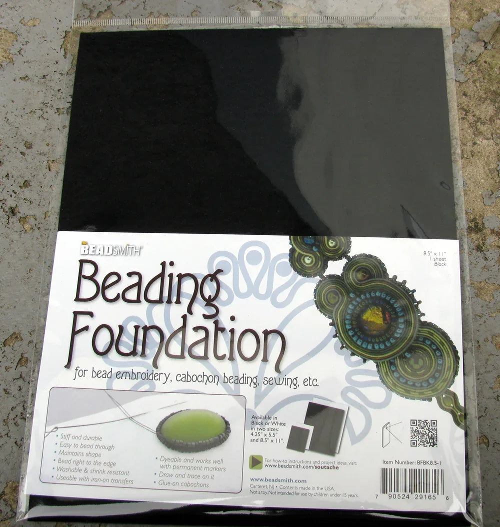 Bas för pärlbroderi - Svart 28x21,5cm 4 ark Beadsmith