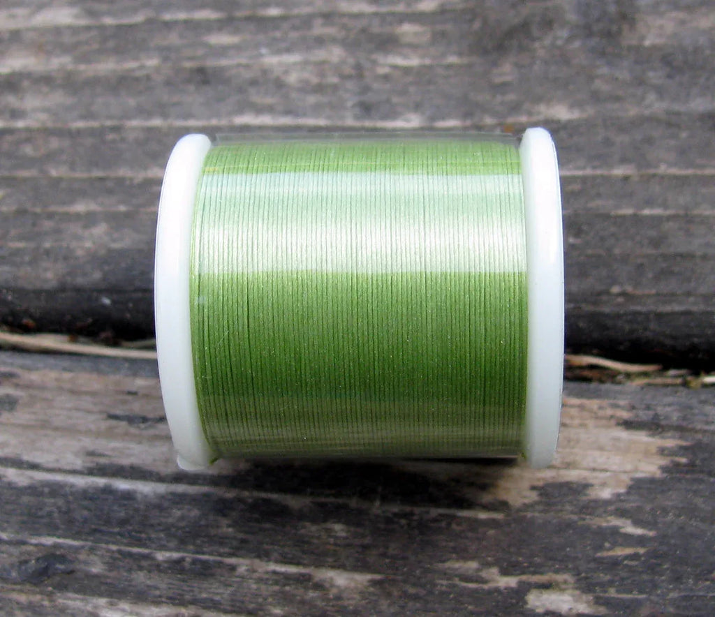K.O pärltråd - Apple Green, 1 rulle K.O Beading Thread