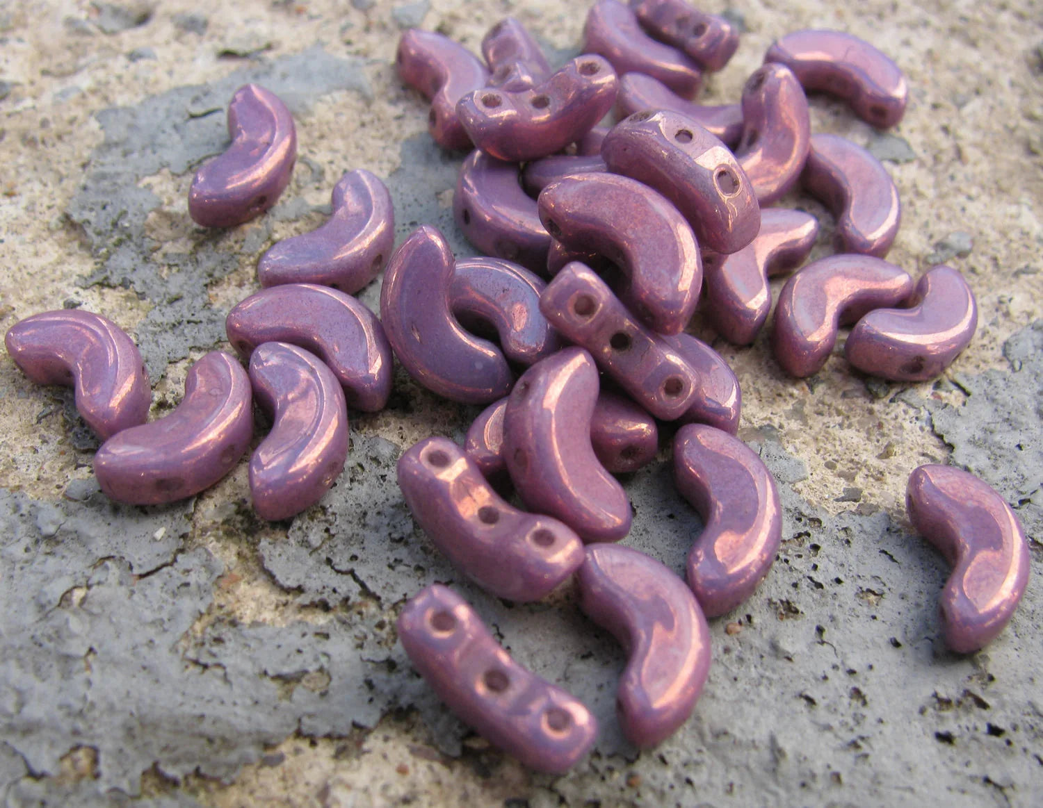 Arcos® par Puca® - Opaque Mix Amethyst/Gold Ceramic Look, 10 gram Les perles par Puca® - Paris