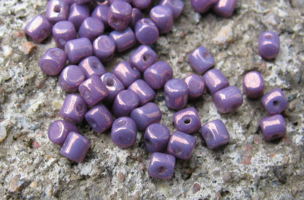Minos® par Puca® - Opaque Mix Amethyst/Gold Ceramic Look, 5 gram Les perles par Puca® - Paris