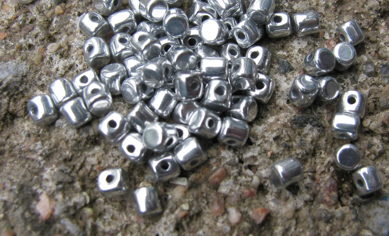 Minos® par Puca® - Argentees / Silver, 5 gram Les perles par Puca® - Paris